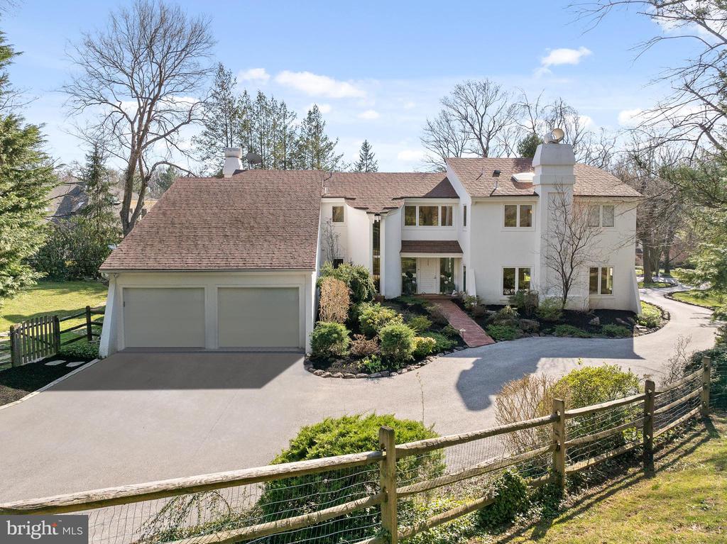 1131 SPRINGMONT CIRCLE