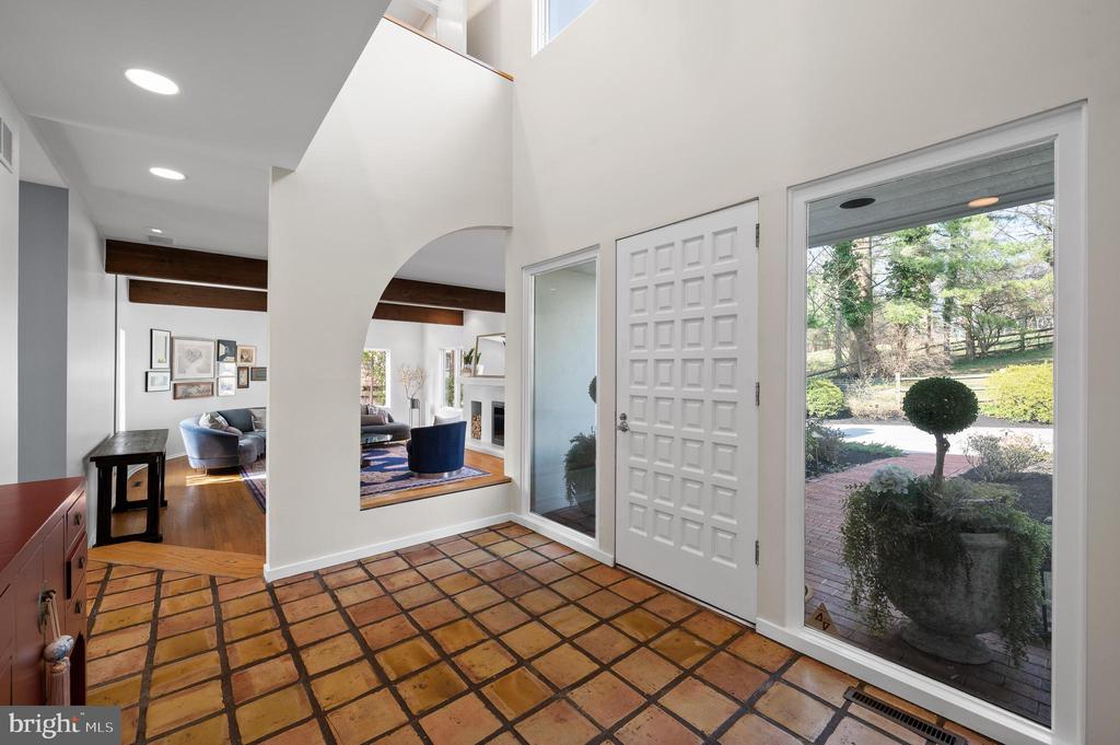 1131 SPRINGMONT CIRCLE