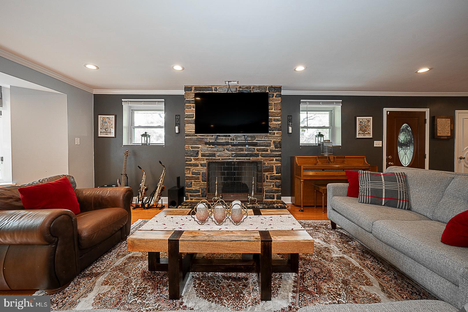 104 OVERBROOK PARKWAY