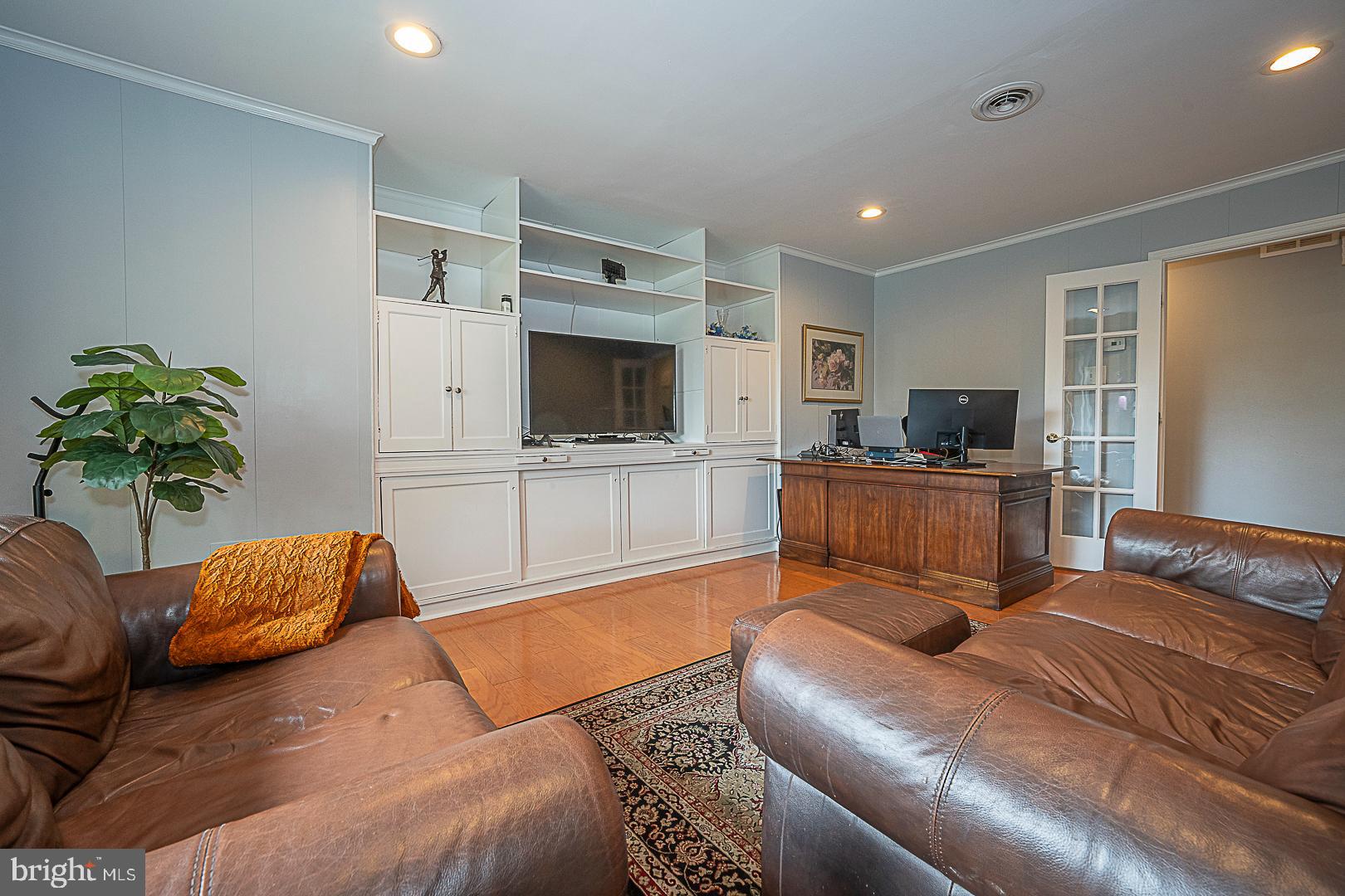 104 OVERBROOK PARKWAY