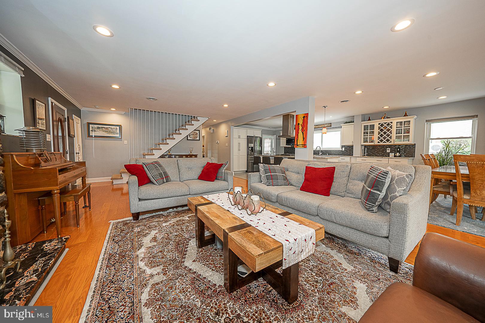 104 OVERBROOK PARKWAY