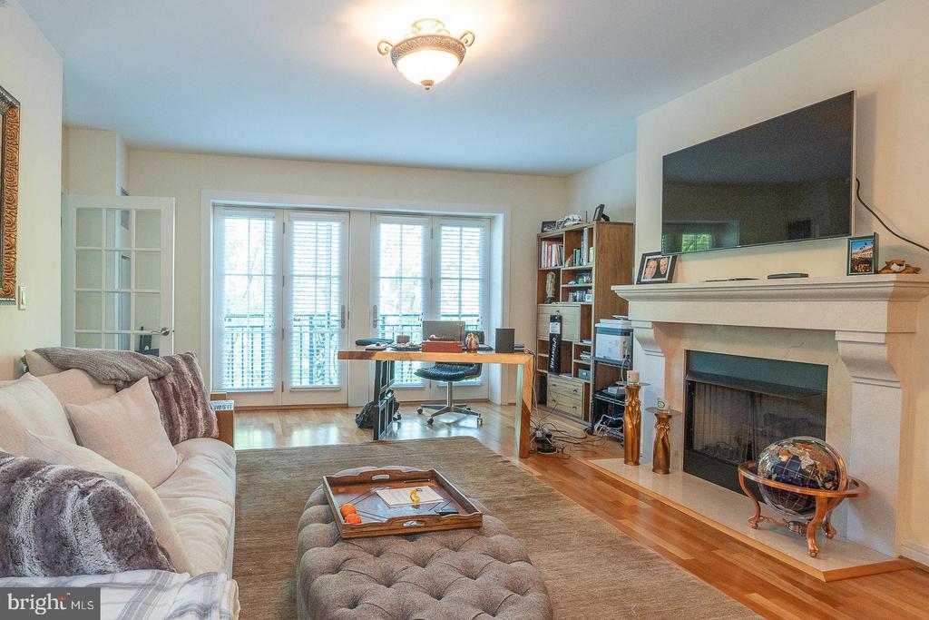 190 PRESIDENTIAL BOULEVARD Unit: 507