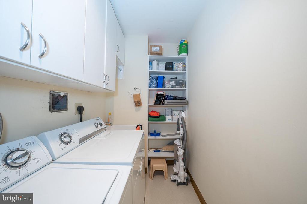190 PRESIDENTIAL BOULEVARD Unit: 507