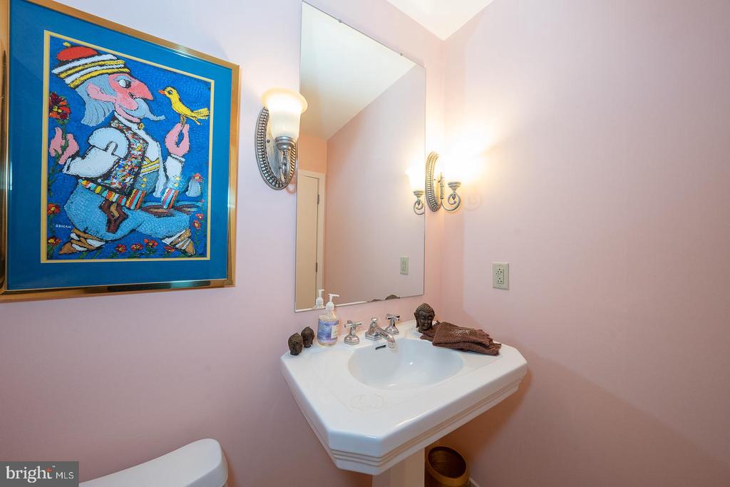 190 PRESIDENTIAL BOULEVARD Unit: 507