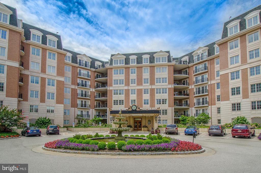 190 PRESIDENTIAL BOULEVARD Unit: 415