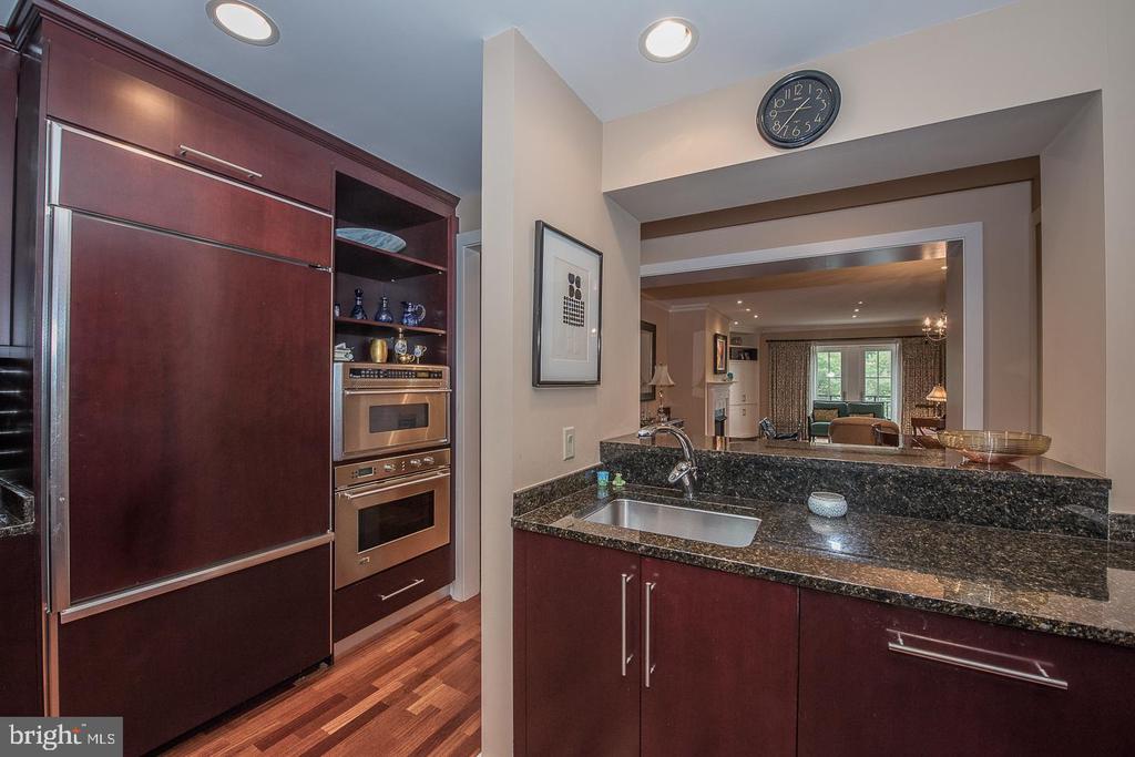 190 PRESIDENTIAL BOULEVARD Unit: 415