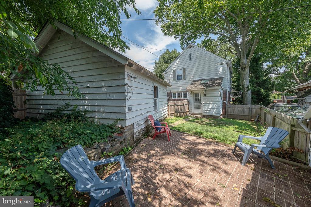 124 CROSSHILL ROAD