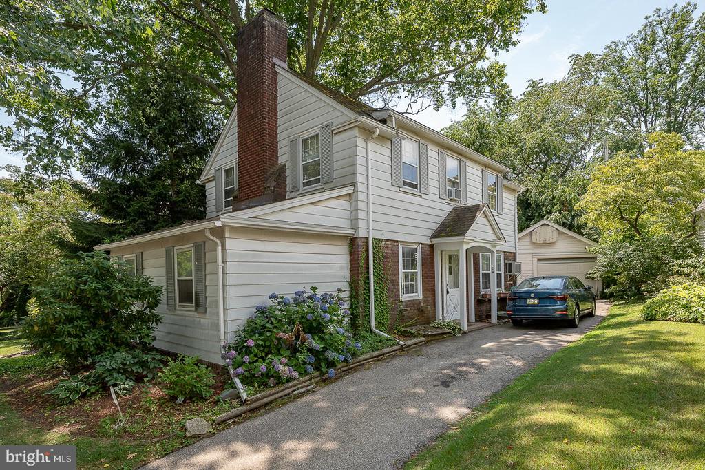 124 CROSSHILL ROAD