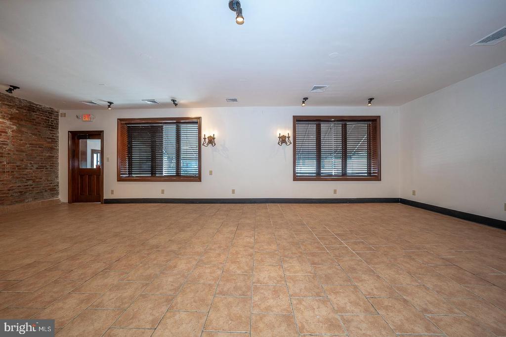232 WOODBINE AVENUE