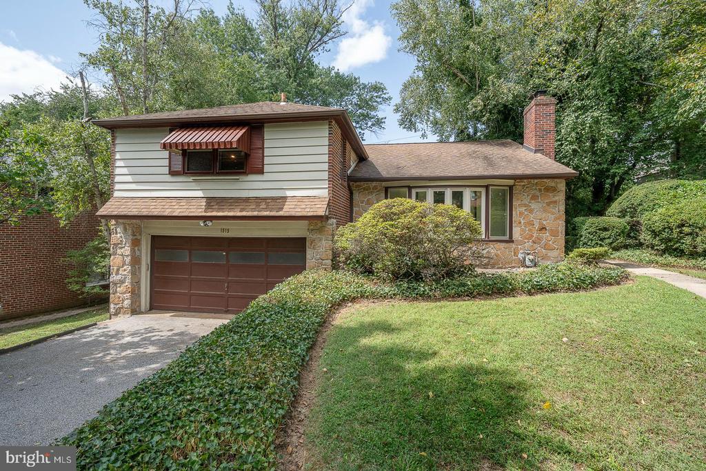 1515 SHEFFIELD LANE