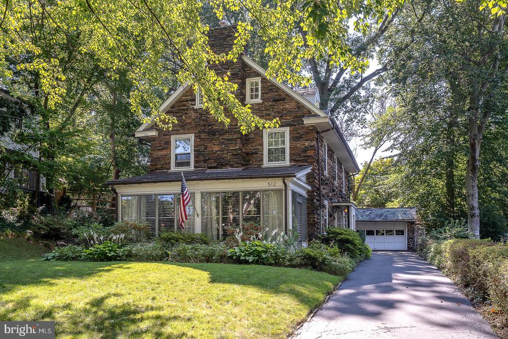 512 ANTHWYN ROAD