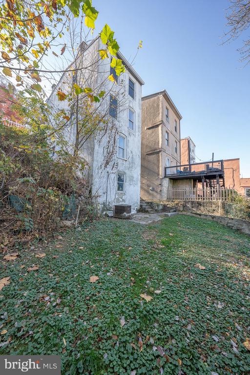 127 JEFFERSON STREET