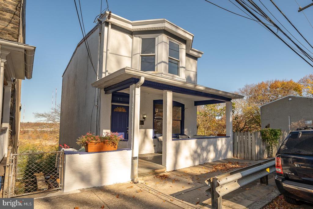127 JEFFERSON STREET