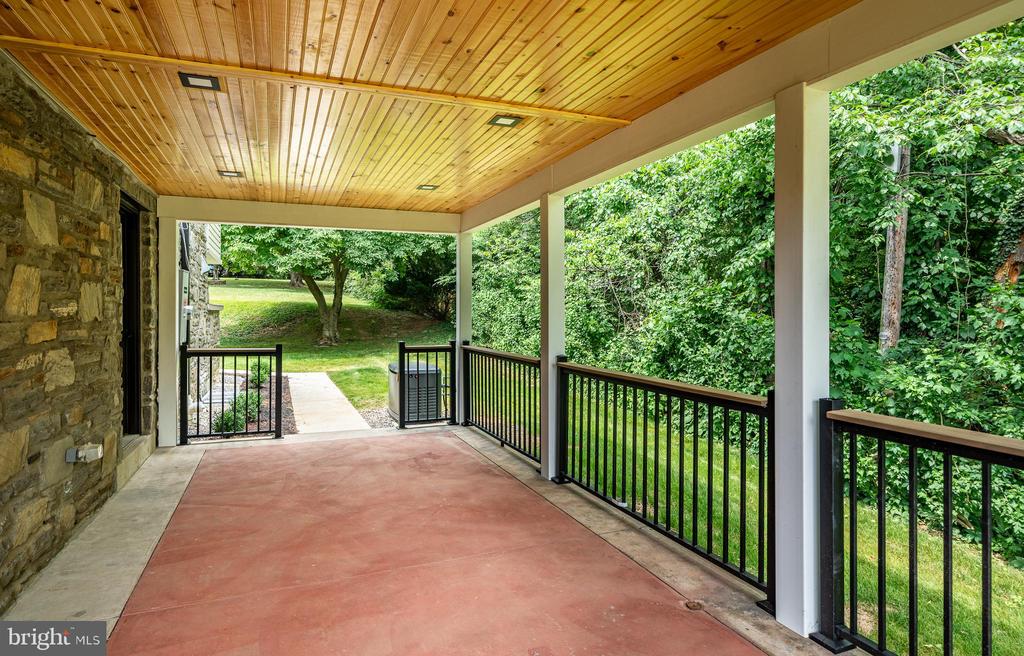 721 CONSHOHOCKEN STATE ROAD