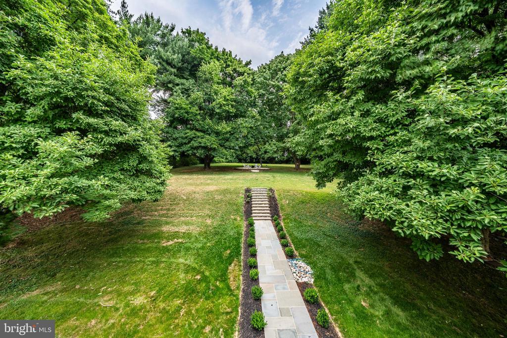 721 CONSHOHOCKEN STATE ROAD