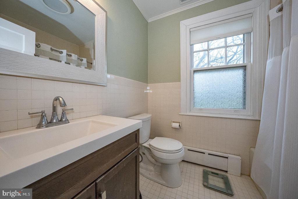1205 GLADWYNE DRIVE