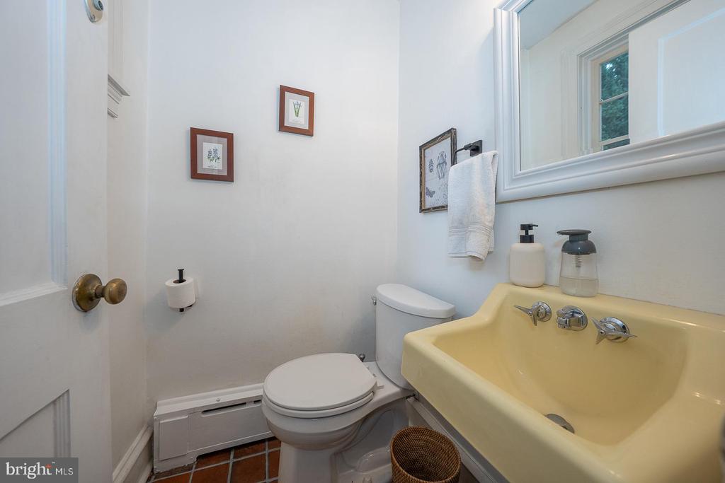 1205 GLADWYNE DRIVE