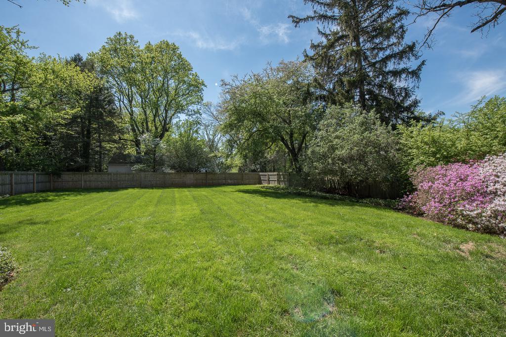 1205 GLADWYNE DRIVE
