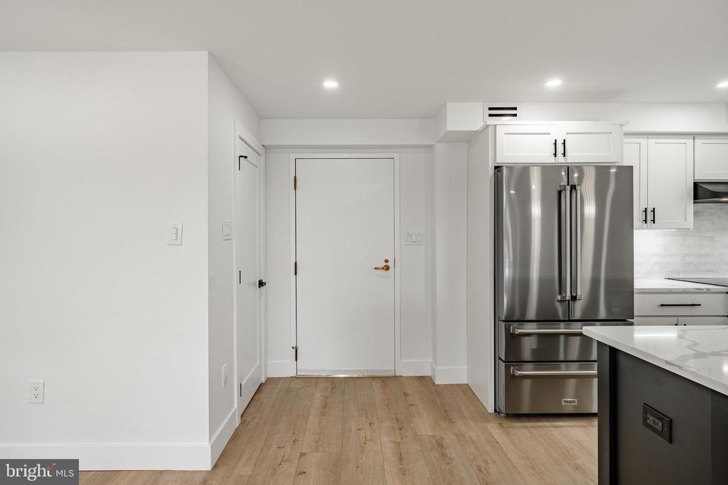 10411 VALLEY FORGE CIRCLE Unit: 411