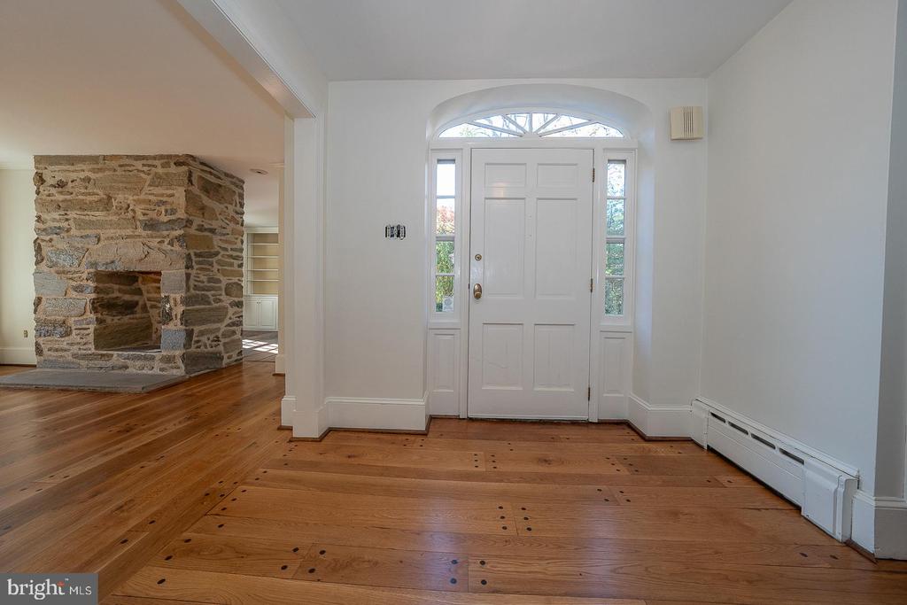910 YOUNGS FORD ROAD