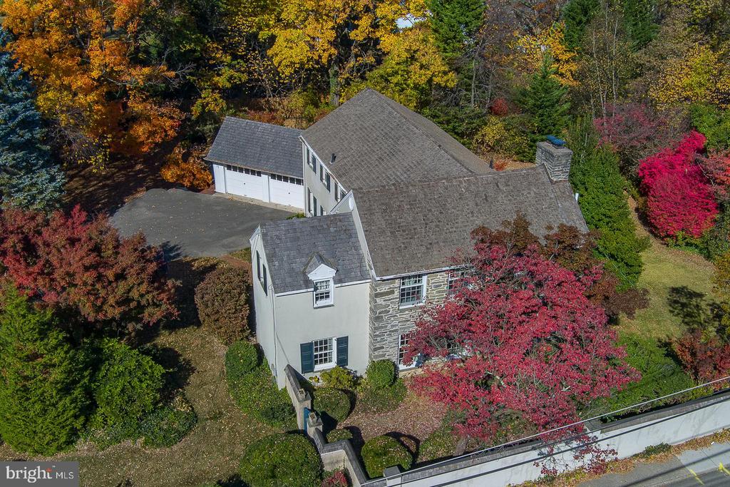 910 YOUNGS FORD ROAD
