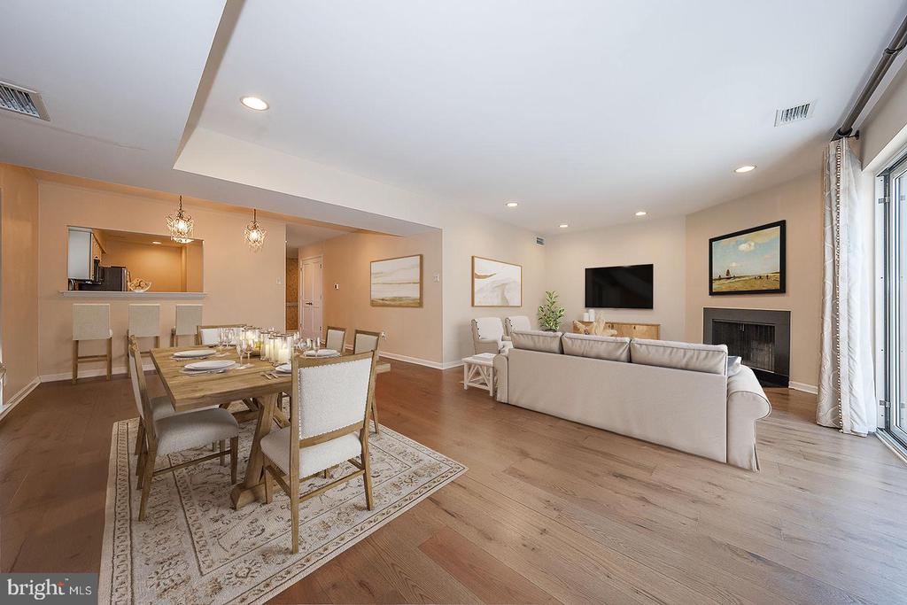 1710 OAKWOOD TERRACE Unit: 5-F