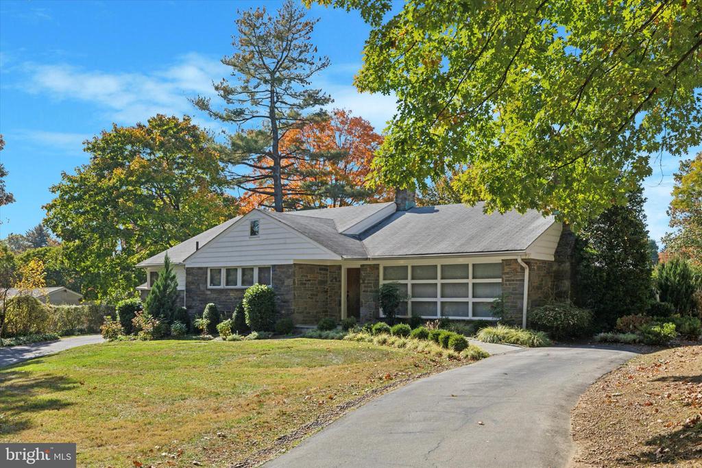 426 MERION ROAD