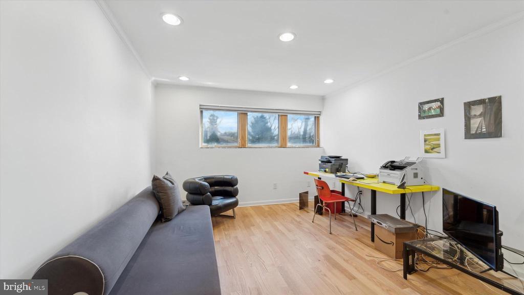 426 MERION ROAD