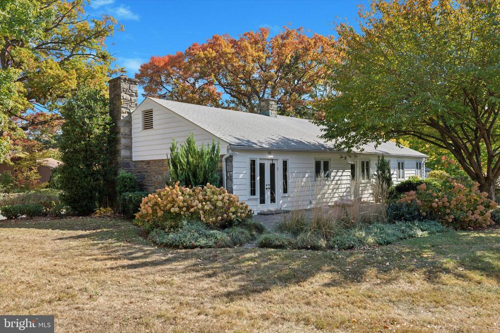426 MERION ROAD