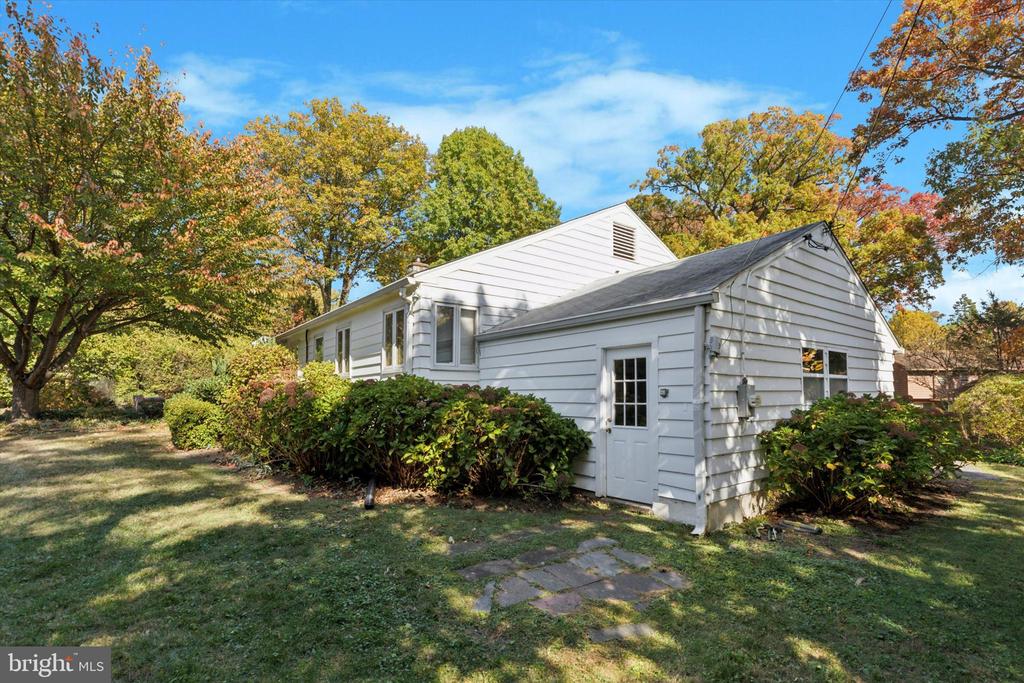 426 MERION ROAD