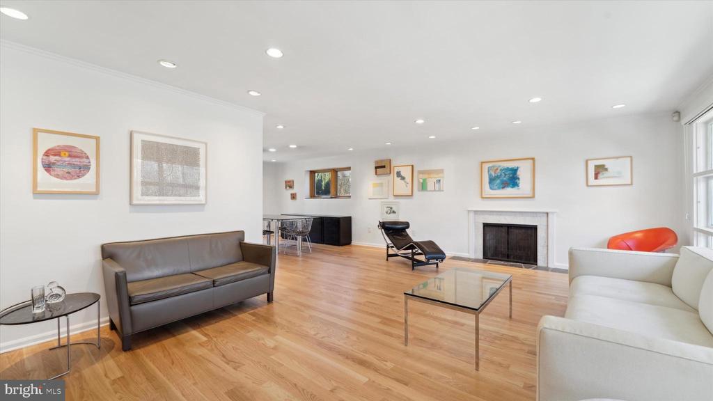 426 MERION ROAD