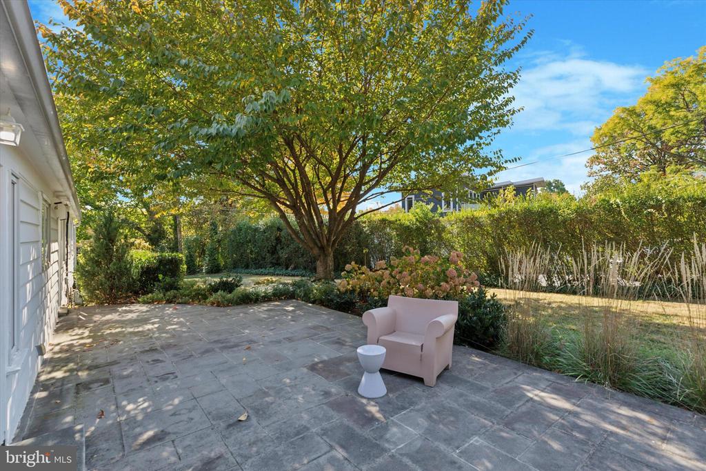 426 MERION ROAD