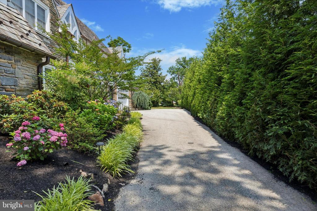 334 FAIRHILL ROAD