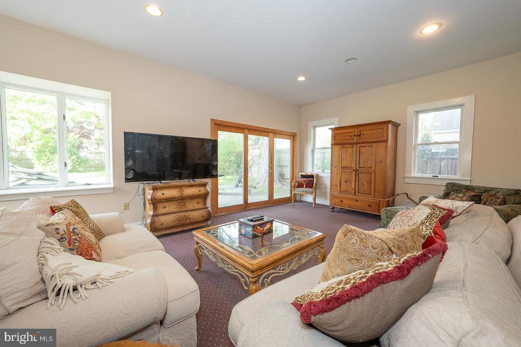 416 CONSHOHOCKEN STATE ROAD