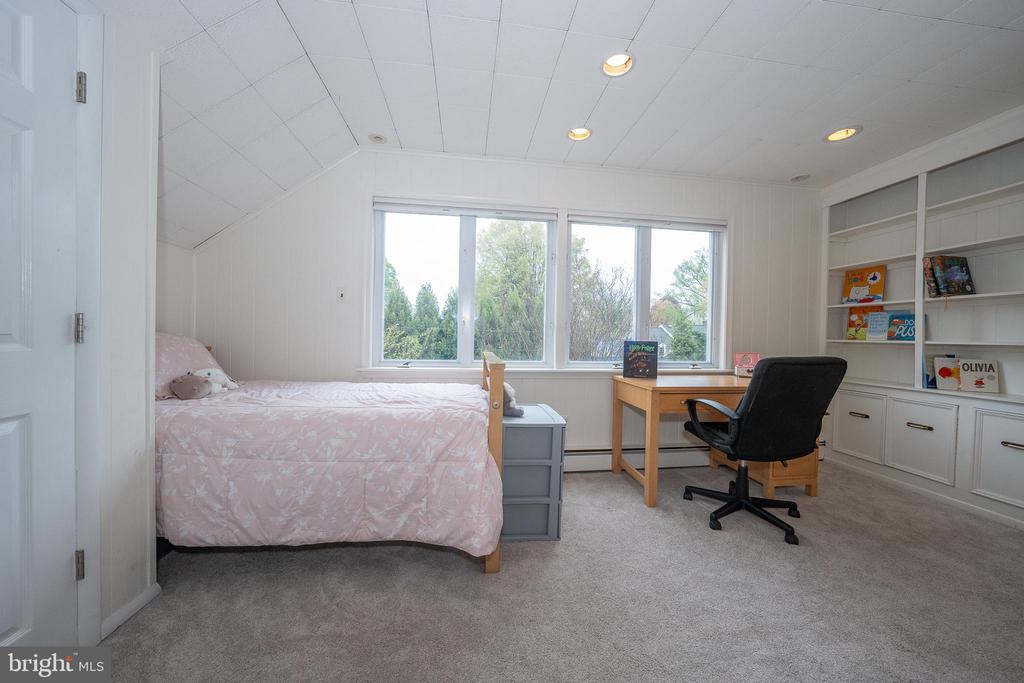 337 WISTER ROAD