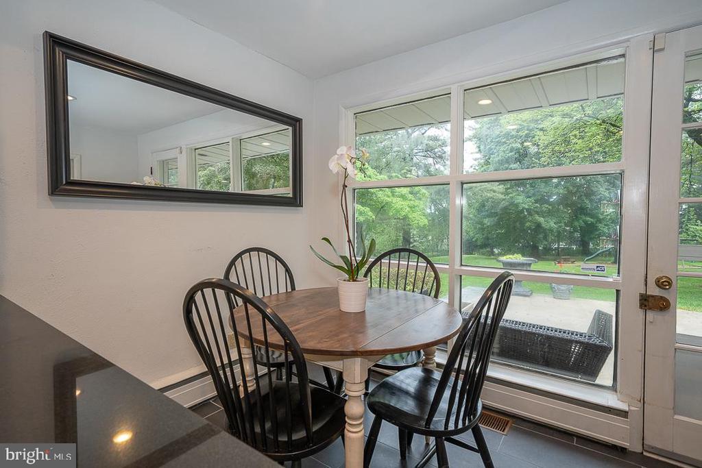 1423 HAGYS FORD ROAD