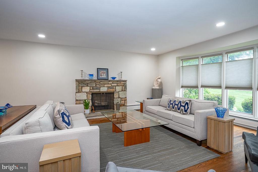1423 HAGYS FORD ROAD