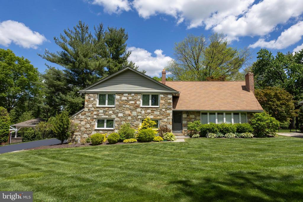 1423 HAGYS FORD ROAD
