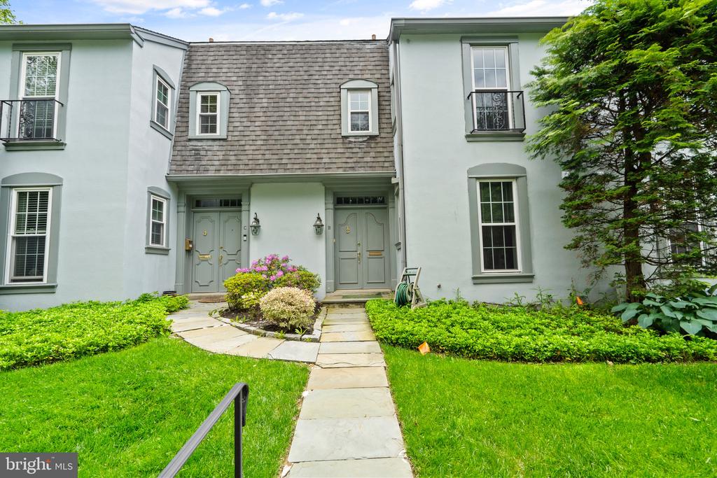 15 LLANFAIR ROAD Unit: B