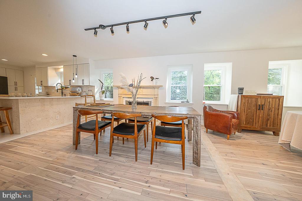 743 CLARENDON ROAD