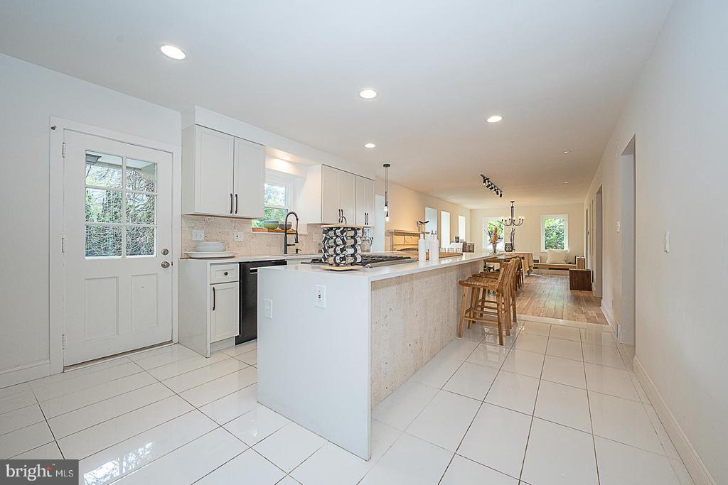 743 CLARENDON ROAD