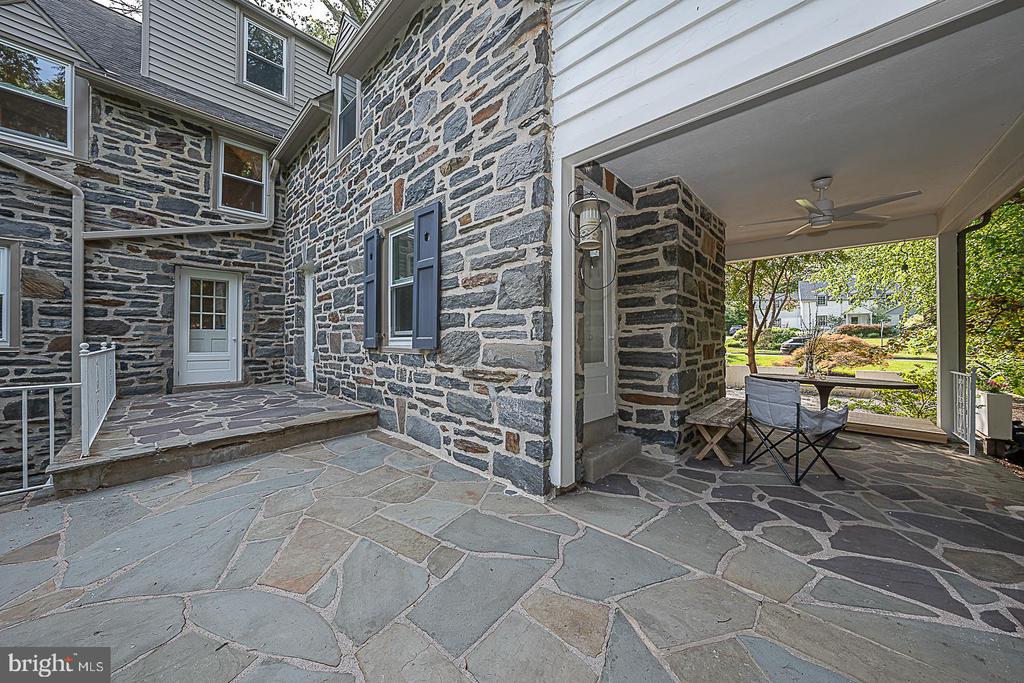 743 CLARENDON ROAD