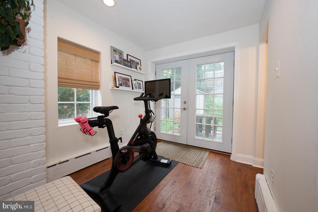 461 ROCK GLEN DRIVE
