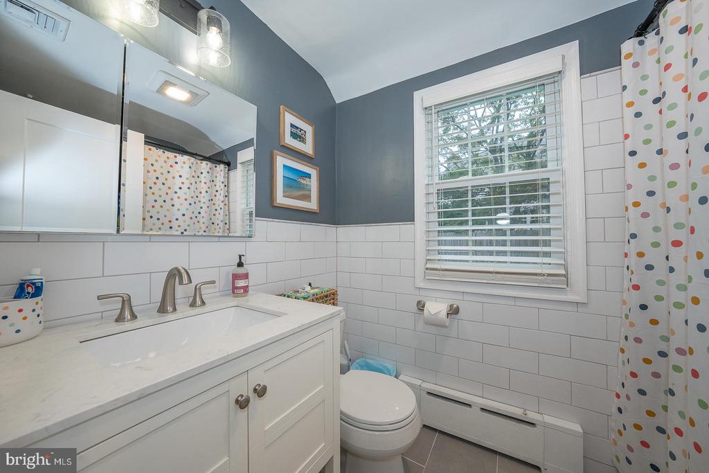461 ROCK GLEN DRIVE