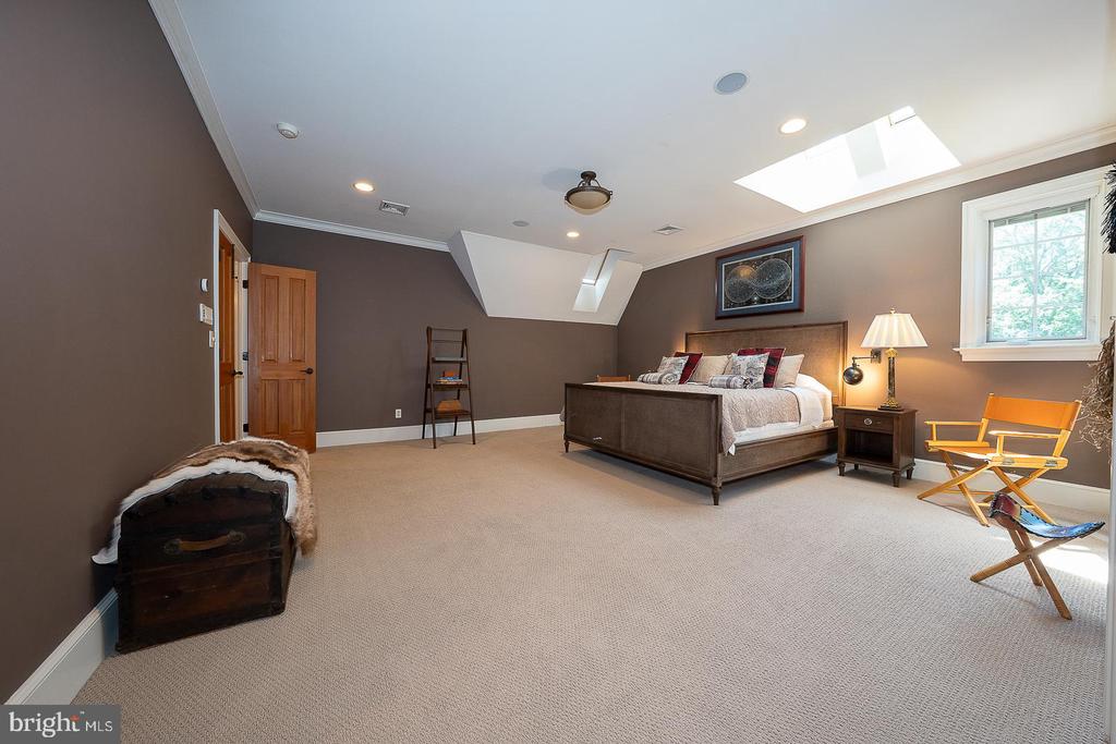 226 MCCLENAGHAN MILL ROAD