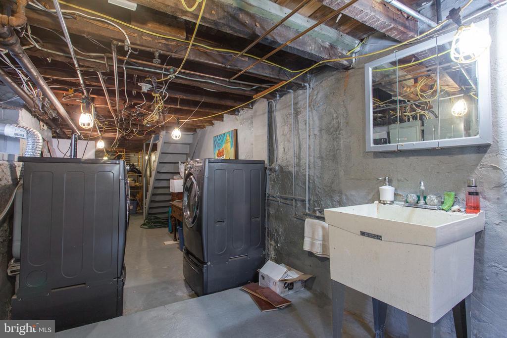 235 WOODBINE AVENUE
