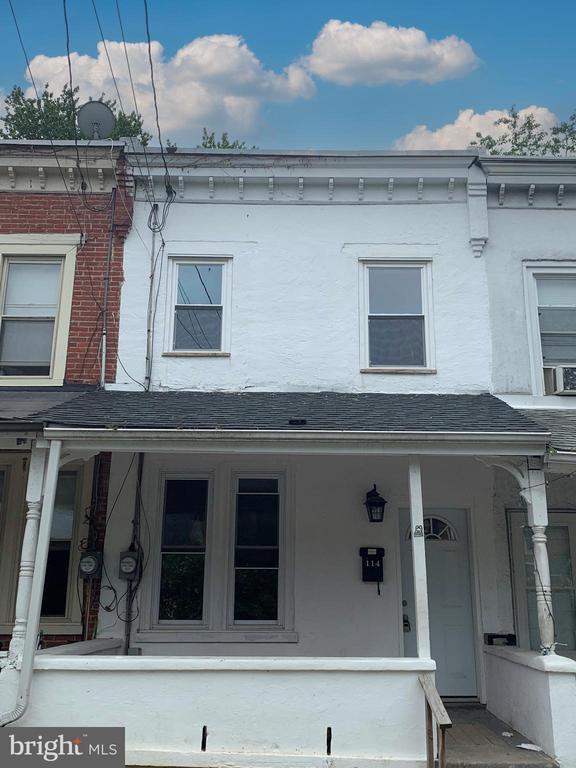 114 BROOKFIELD TERRACE