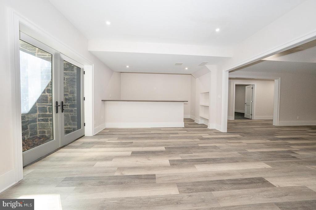 651 MERION SQUARE ROAD