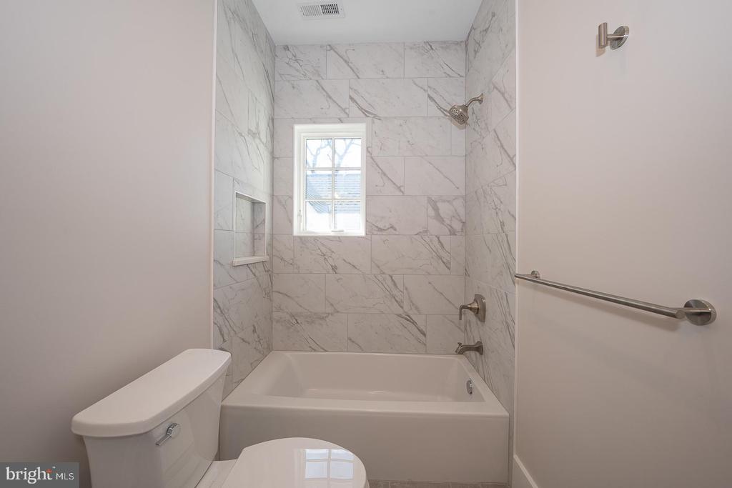 651 MERION SQUARE ROAD