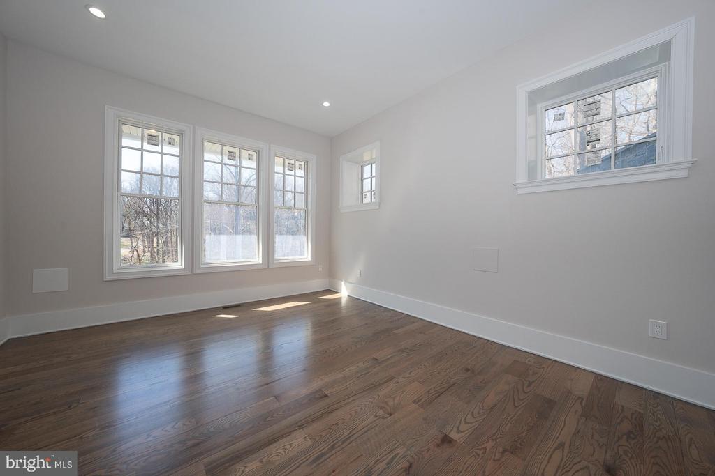 651 MERION SQUARE ROAD